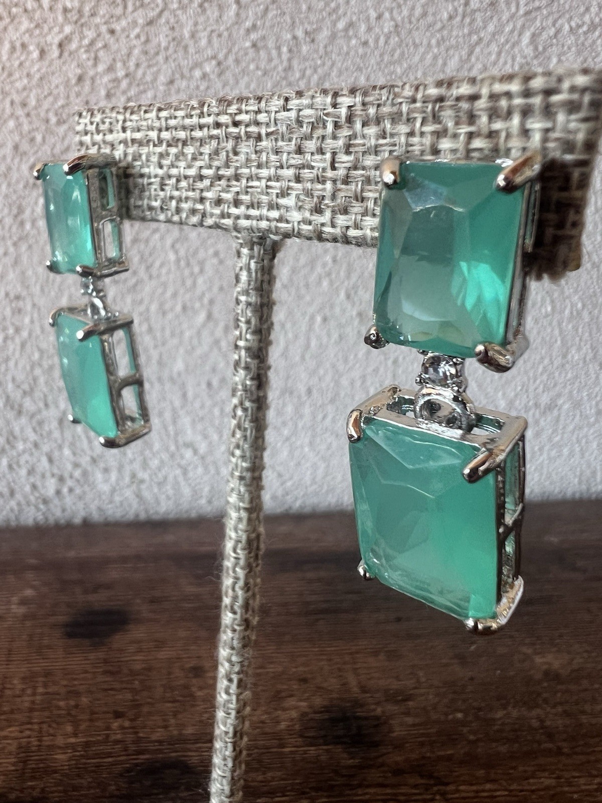 GORGEOUS 🔥 Simulated Teal Paraiba Tourmaline Rhinestone Dangle Drop Earrings