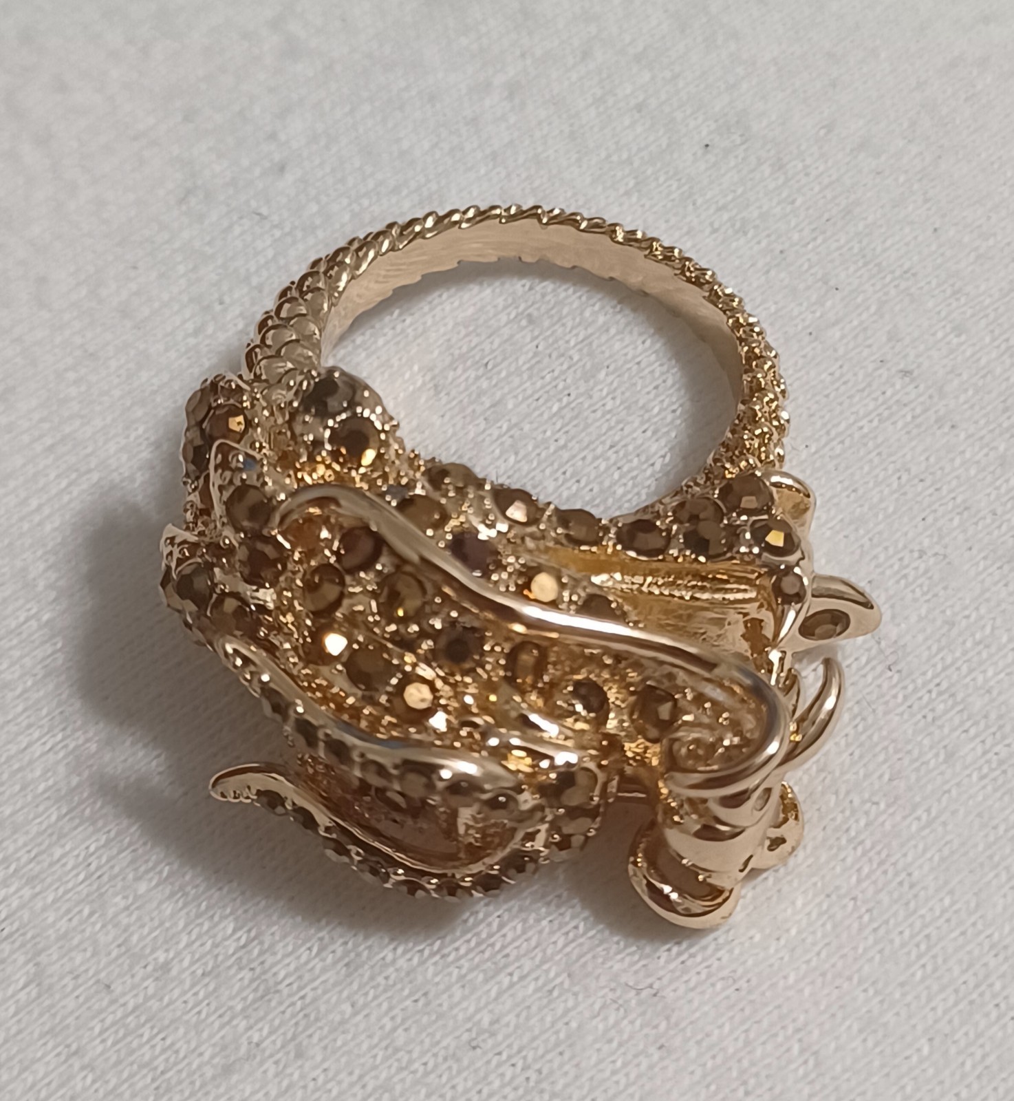 🐲 COOL Simply VERA WANG Gold Tone DRAGON RING, Simulated Crystal Gems SIZE 8