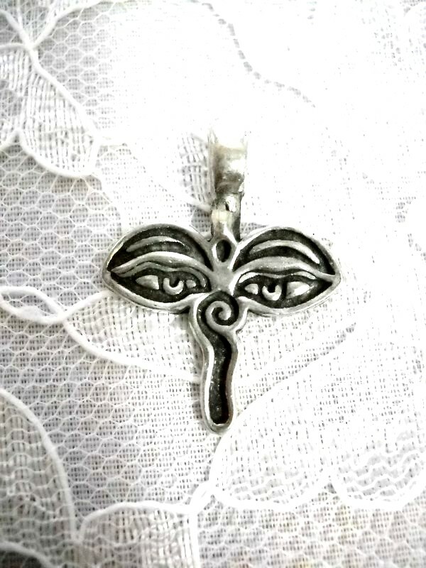 BUDDHA WATCHFUL EYES FACE NEPAL HIEROGLYPH PEWTER PENDANT ADJ CORD NECKLACE