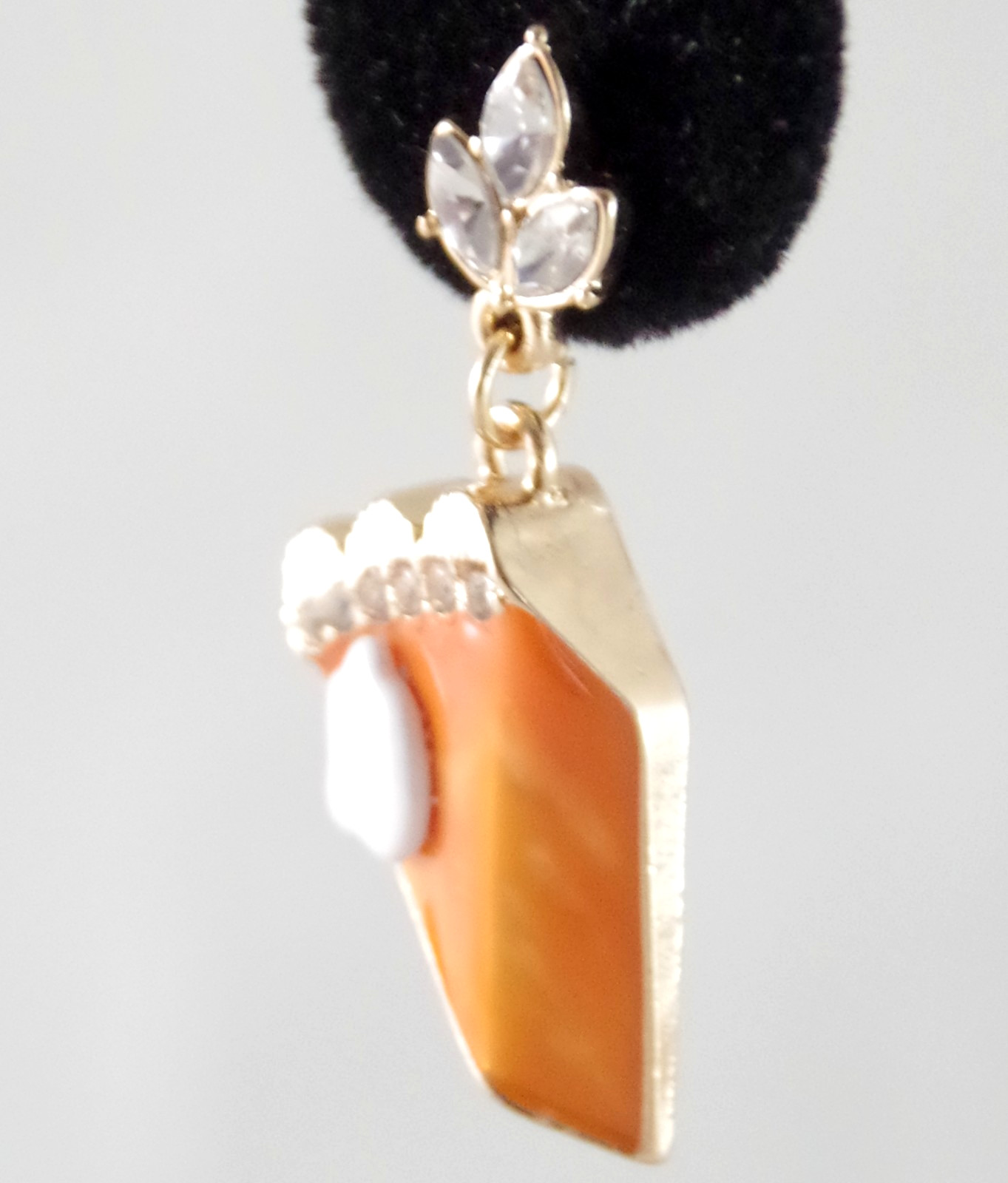 HTF! 3-D BETSEY JOHNSON PUMPKIN PIE RHINESTONE THANKSGIVING DROP DANGLE EARRINGS