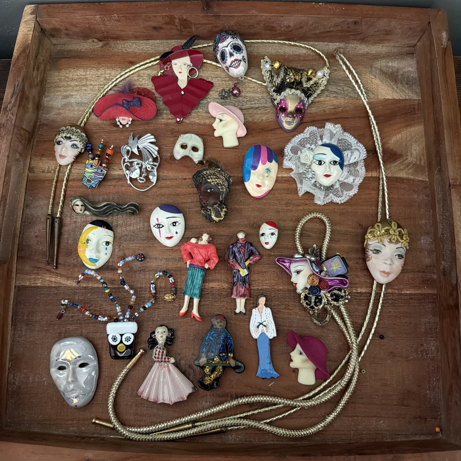 Faces, Women, And Masks Pins Brooches Bolo Ties Magnet Lot Of 25