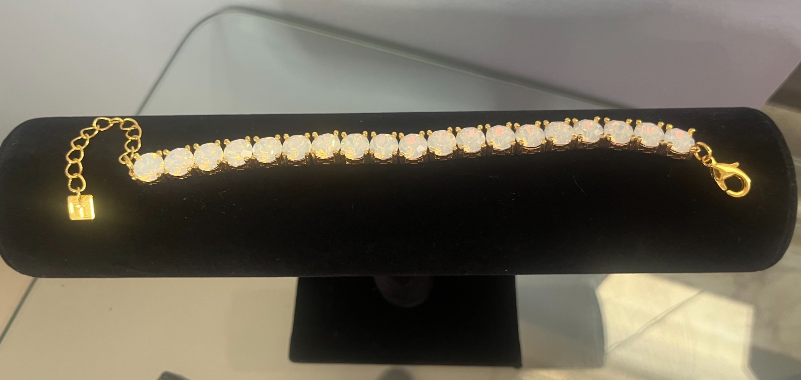 Park Lane Jewerly Gold Tone Faux Opal Tennis Bracelet Iridescent Round 7″-8.5″