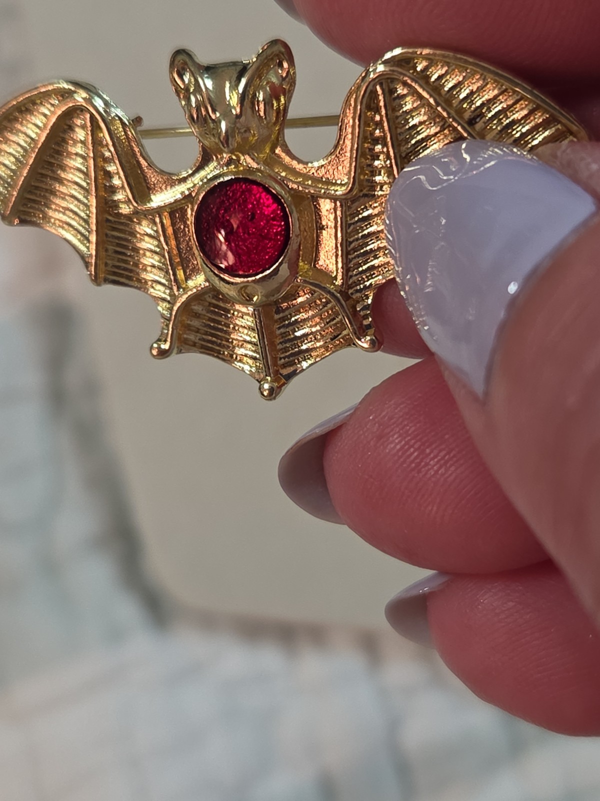 Gothic Rhinestone Bat Brooch. Gold Tone. Vintage Inspired Halloween 🎃