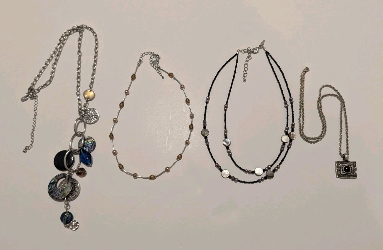 Lot Of 4 Lia Sophia Necklaces Fashion Jewelry