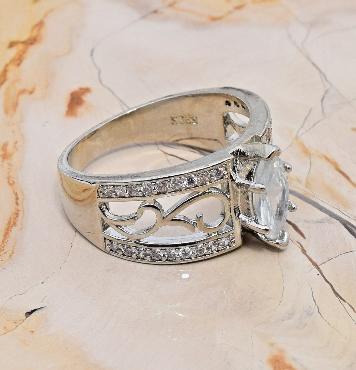 Marquise Solitaire Crystal Wide Band Ring SIZE 8 Round Crystal Accents on Band