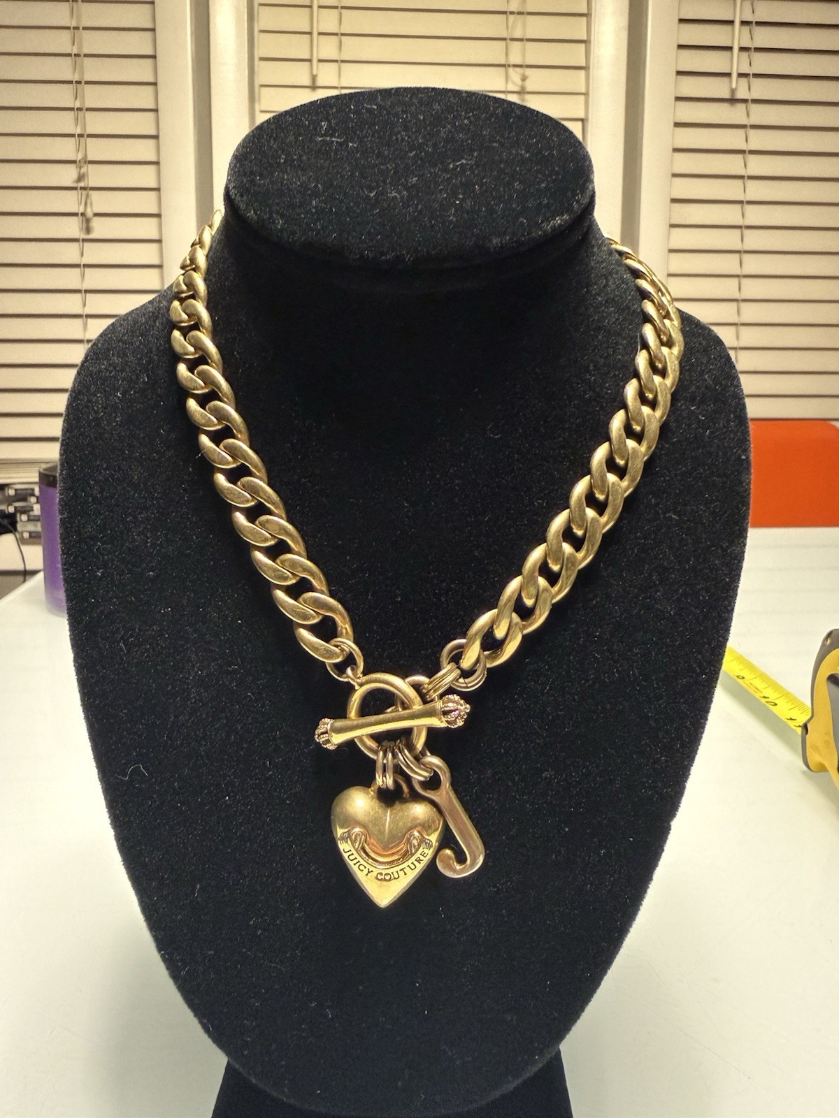 Vintage Juicy Couture Necklace Gold Toned Chain Puffy Heart J Chunky 16″ Y2K