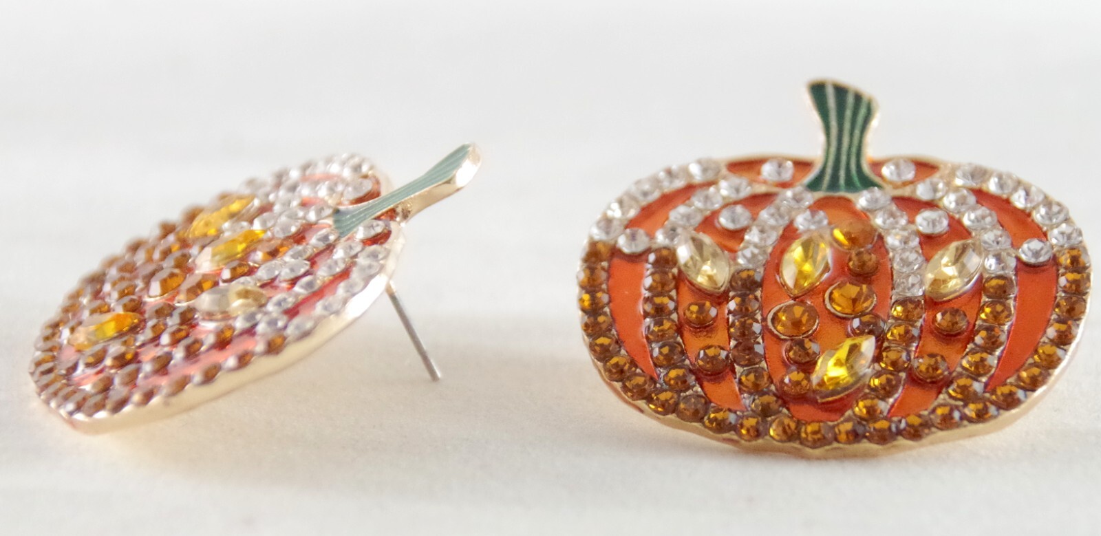 BIG BETSEY JOHNSON CRYSTAL RHINESTONE THANKSGIVING FALL AUTUMN PUMPKIN EARRINGS