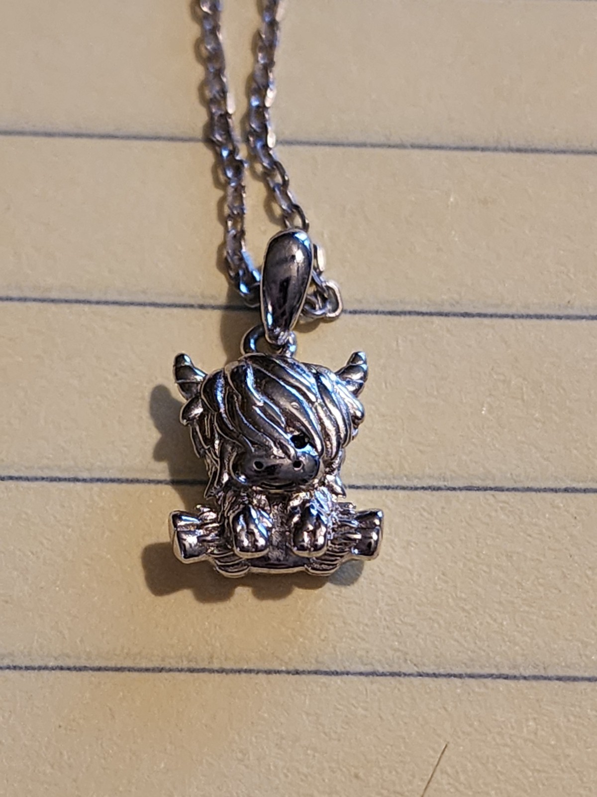 GNOCE HIGHLAND COW CHARM ON 20″ ADJUTABLE CHAIN STAMPED “SS 925” STERLING SILVER