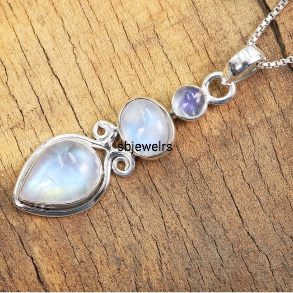 Pretty Moonstone Gemstone 925 Sterling Silver Handmade Pandant Wedding Gift E-10