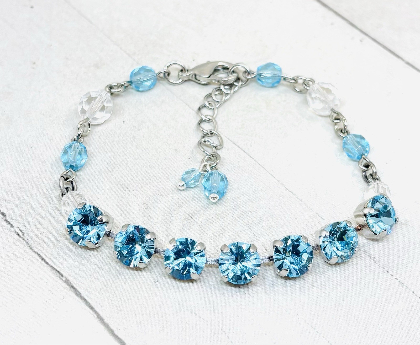 8mm Shiny Silver Plated Beaded Aquamarine Tennis Cup Chain Bracelet