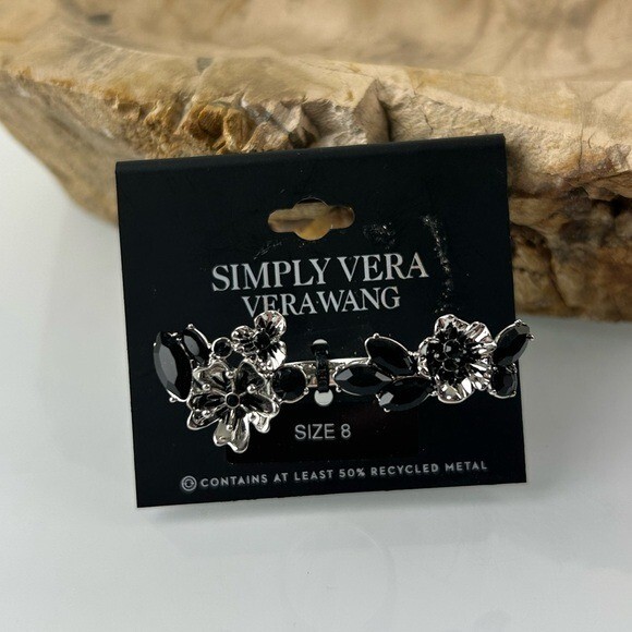 Simply Vera Wang Ring Jet Silver Tone Floral Black Ring NEW