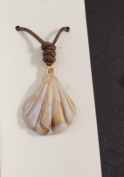 Necklace – Shell 3.5cm Pendant on adjustable brown cord
