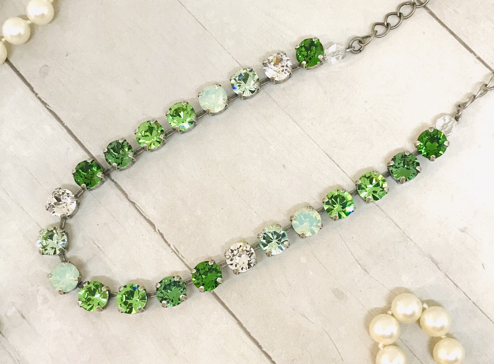 Mint GREEN Cup Chain Necklace with Crystal Elements GREEN CRYSTAL NECKLACE