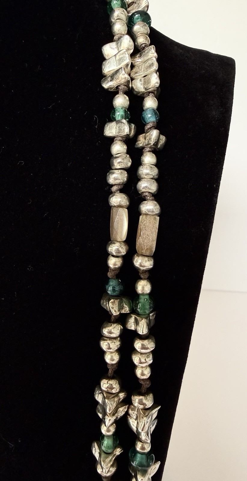 UNOde50 “Es Cara” Necklace Multi-Strand Beetle Scarab Necklace Retired – Spain