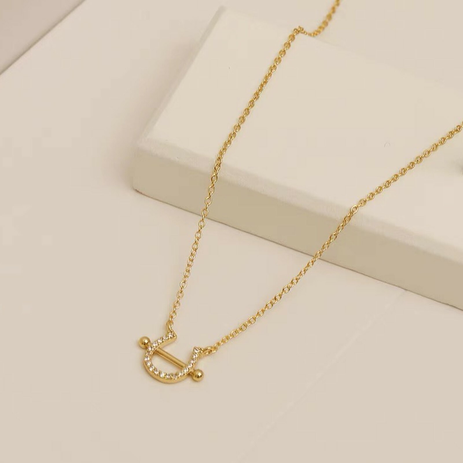 18k gold 925 silver simulated diamond U shape horseshoe pendant chain necklace