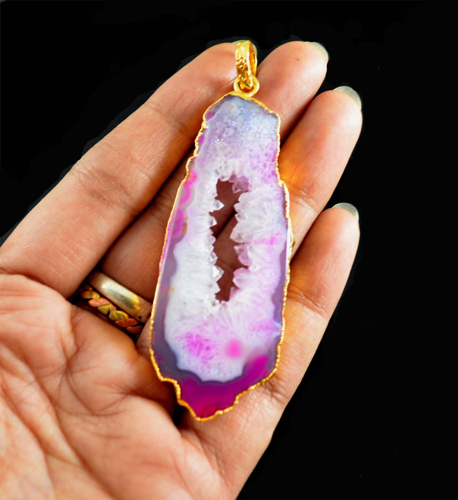 Handmade Dyed Pink Botswana Agate Gold Plated Druzy Pendant Women’s Jewelry-A747