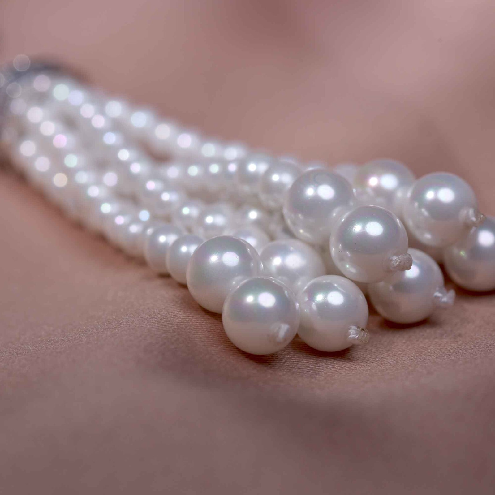 silver pearl Y Lariat necklace made with Swarovski crystal rose flower pendant