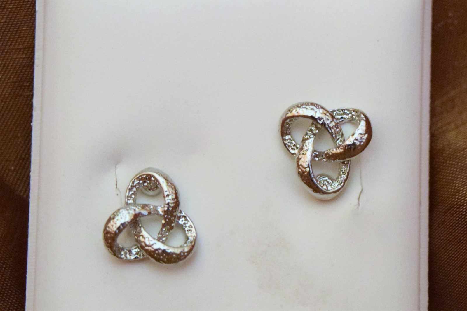 Love Knot Simple Style Post Earrings Rhodium Plated
