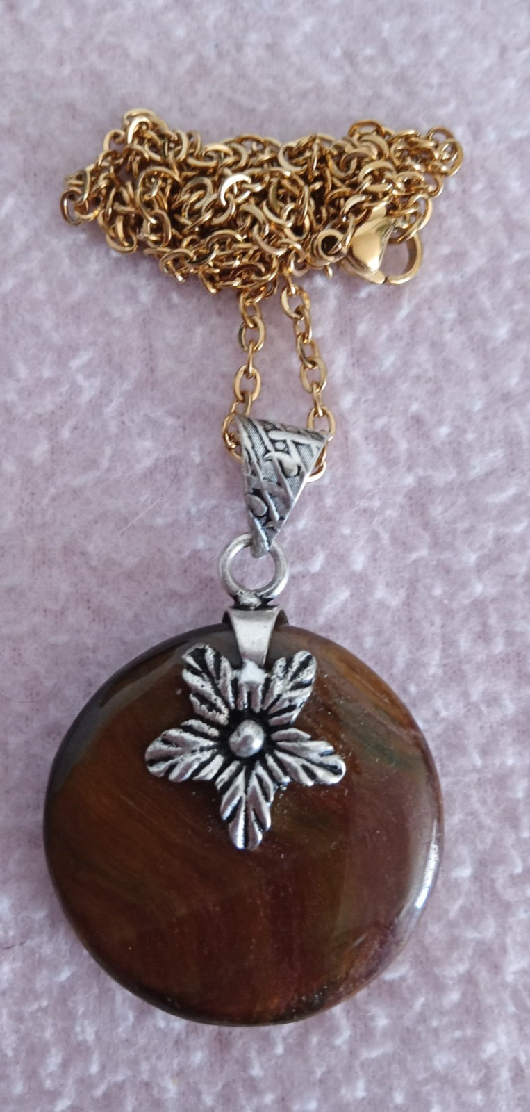 Reflective Copper tone striations stone pendant ornate siver bale w/ chain