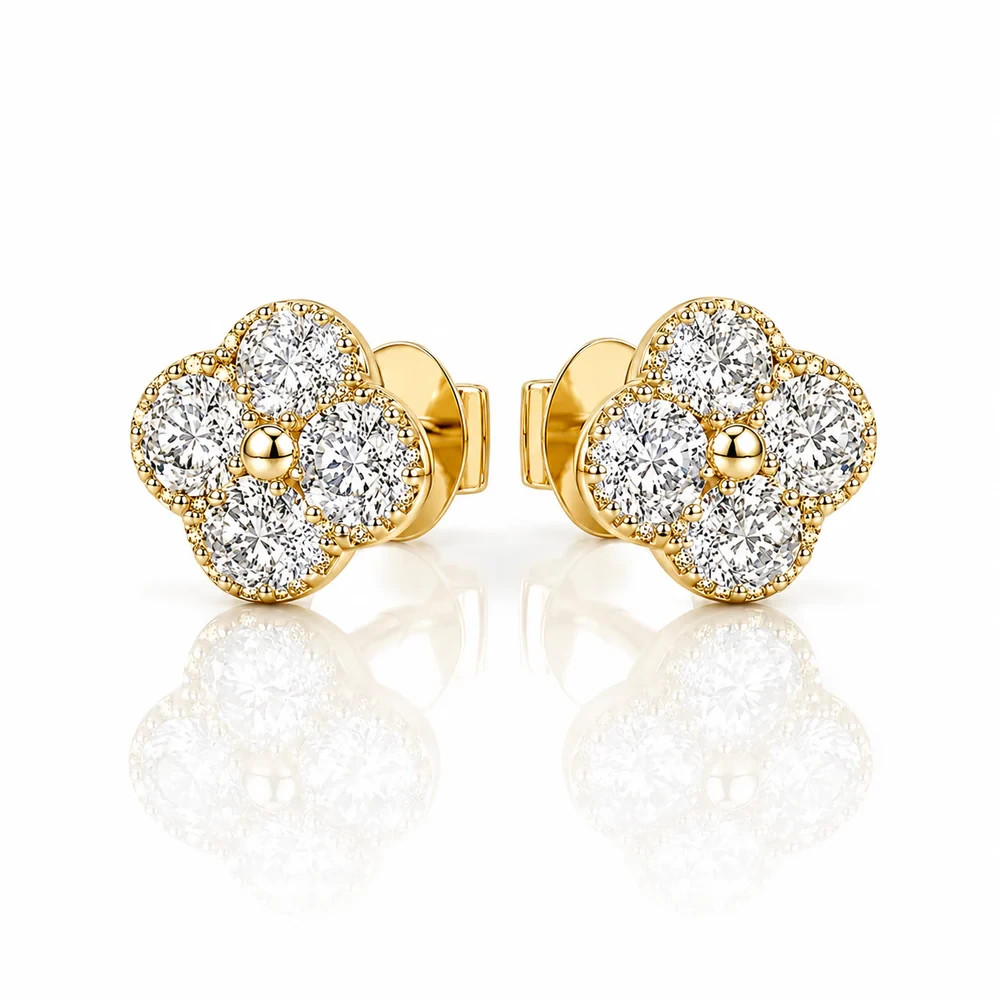 Clover Halo Stud Earrings gold