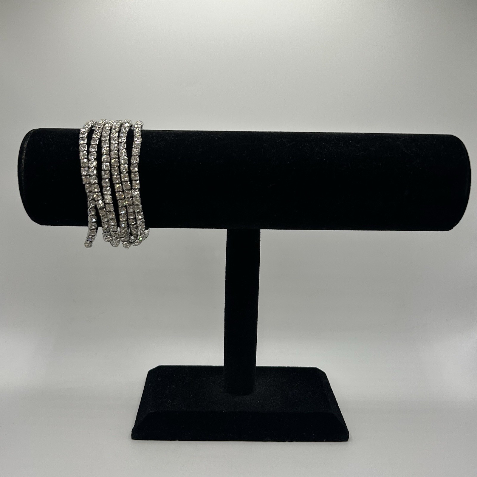 Lovita & Co. Crystal Silver Colored 6 Count Stackable Stretchy Bracelet Set