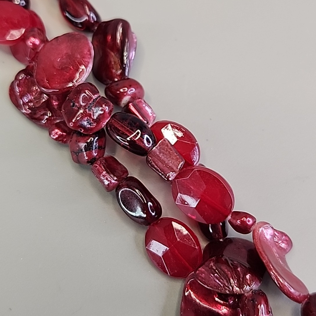 Shell Beaded Necklace Dyed Red Layered Antiqued Gunmetal Chain Glass 21″