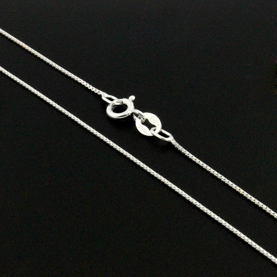 Sterling Silver Italian Box Chain 0.8 mm Thickness Chain Necklace Z05