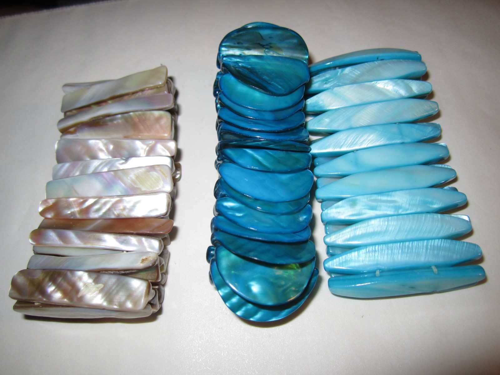 3 MOTHER OF PEARL BRACELETS – TWO ARE BLUE DYED – ALL FIT 7″ WRIST – BNNN