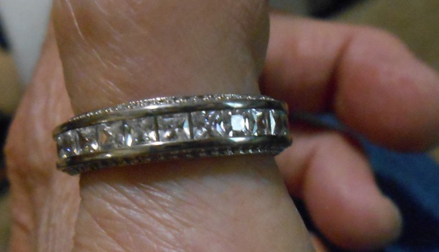 Sterling silver Cubic zerconia thumb or band ring, size 9