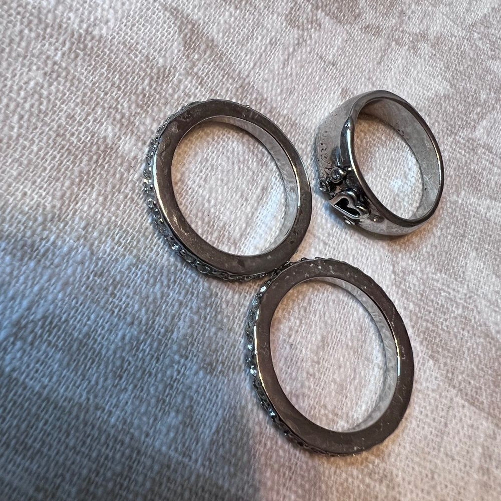 Rings Set of three stackable silver plated with engraved message Sz 8 1/2