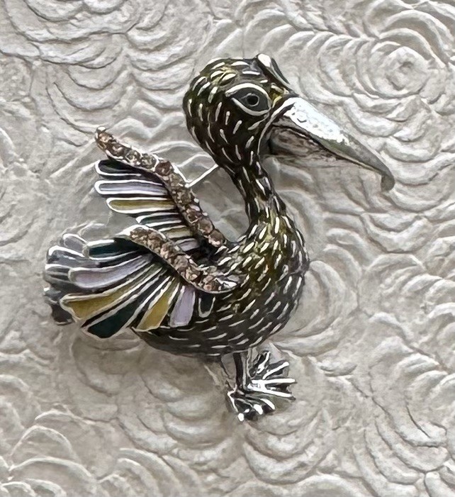 Pelican Brooch Pin / enamel on silver tone metal