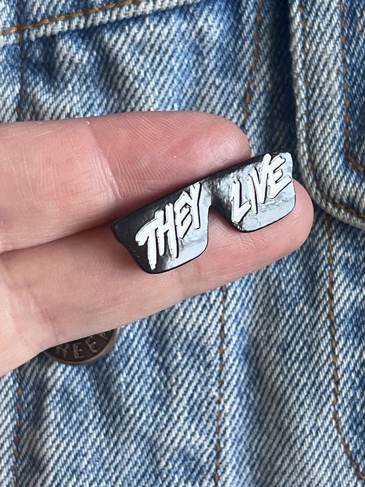 John Carpenter’s They Live Sunglasses Enamel Pin – Excellent Condition