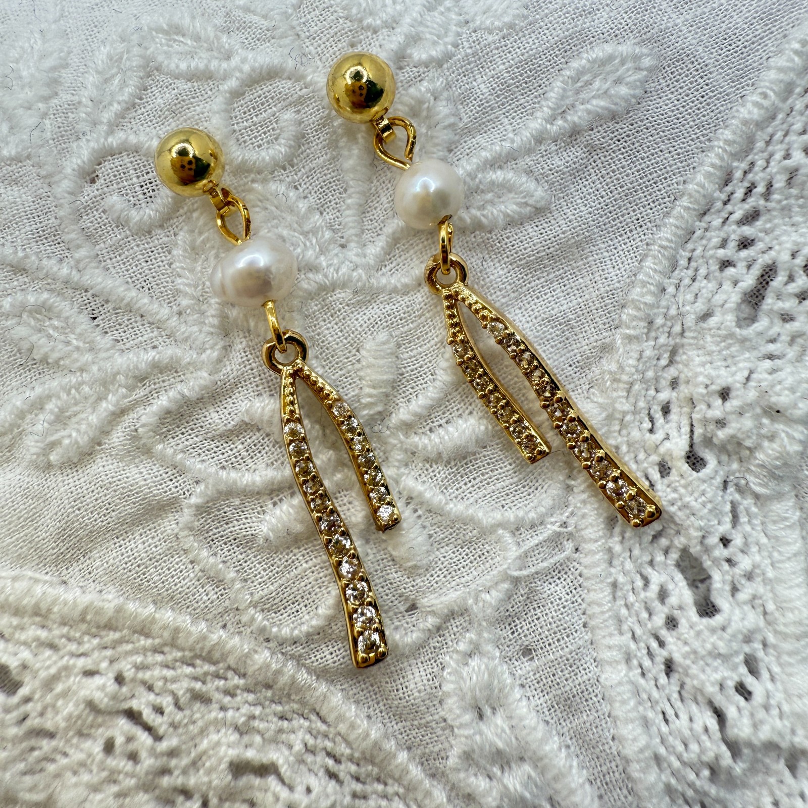 Natural Freshwater Pearl Earrings 14K Gold Plated Ribben Zircon Drop Handmade