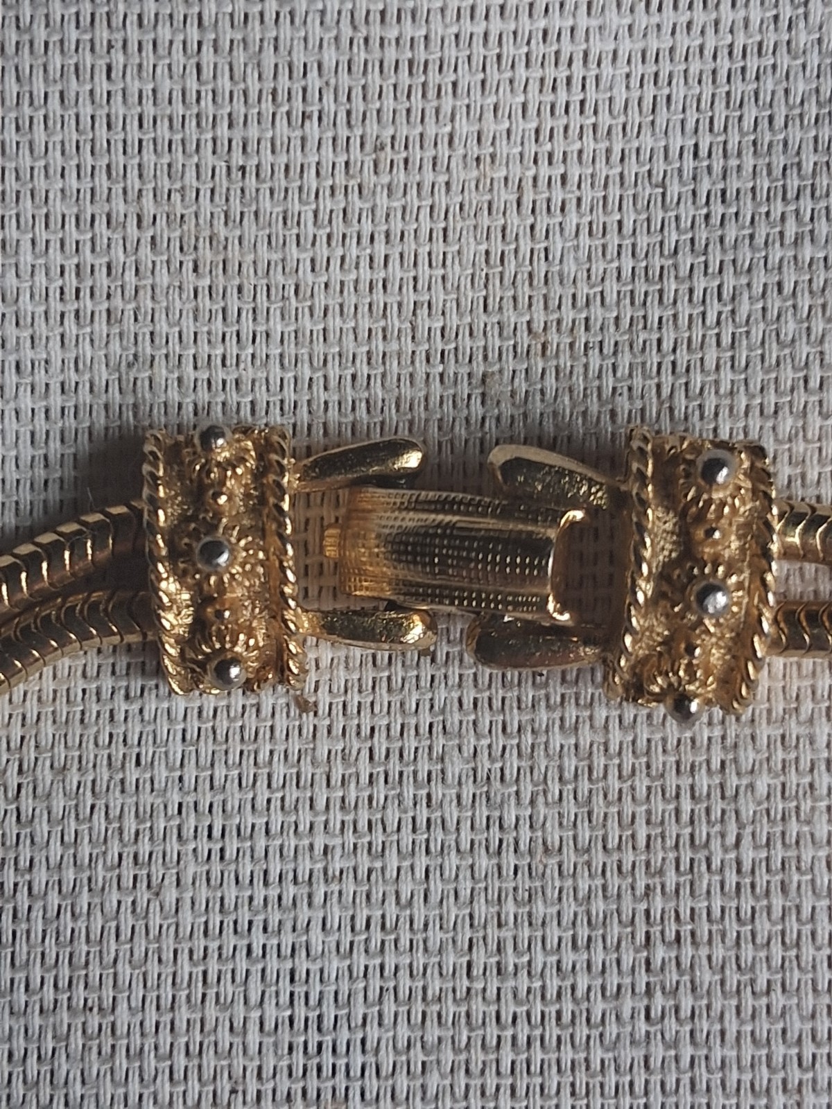 Vintage Signed Coro 1960s Textured Gold-Tone Snake Chain Tassel Lariat Necklace