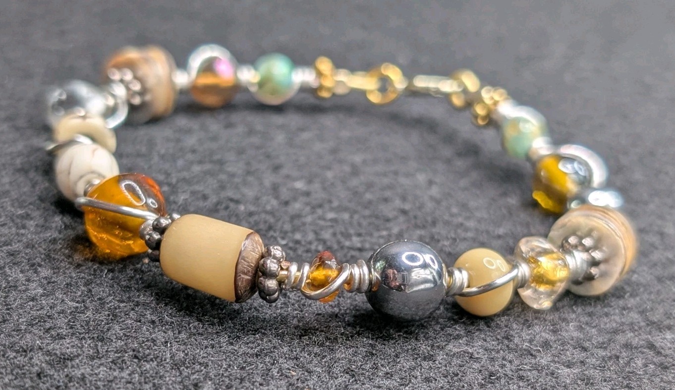 Statement Stylish Mixed Beaded Wire Wrapped (18cm) M Wrist