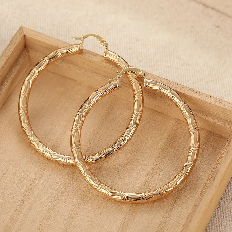 Vintage Concise Design Textured Golden Plated Circle Hoop Earrings for