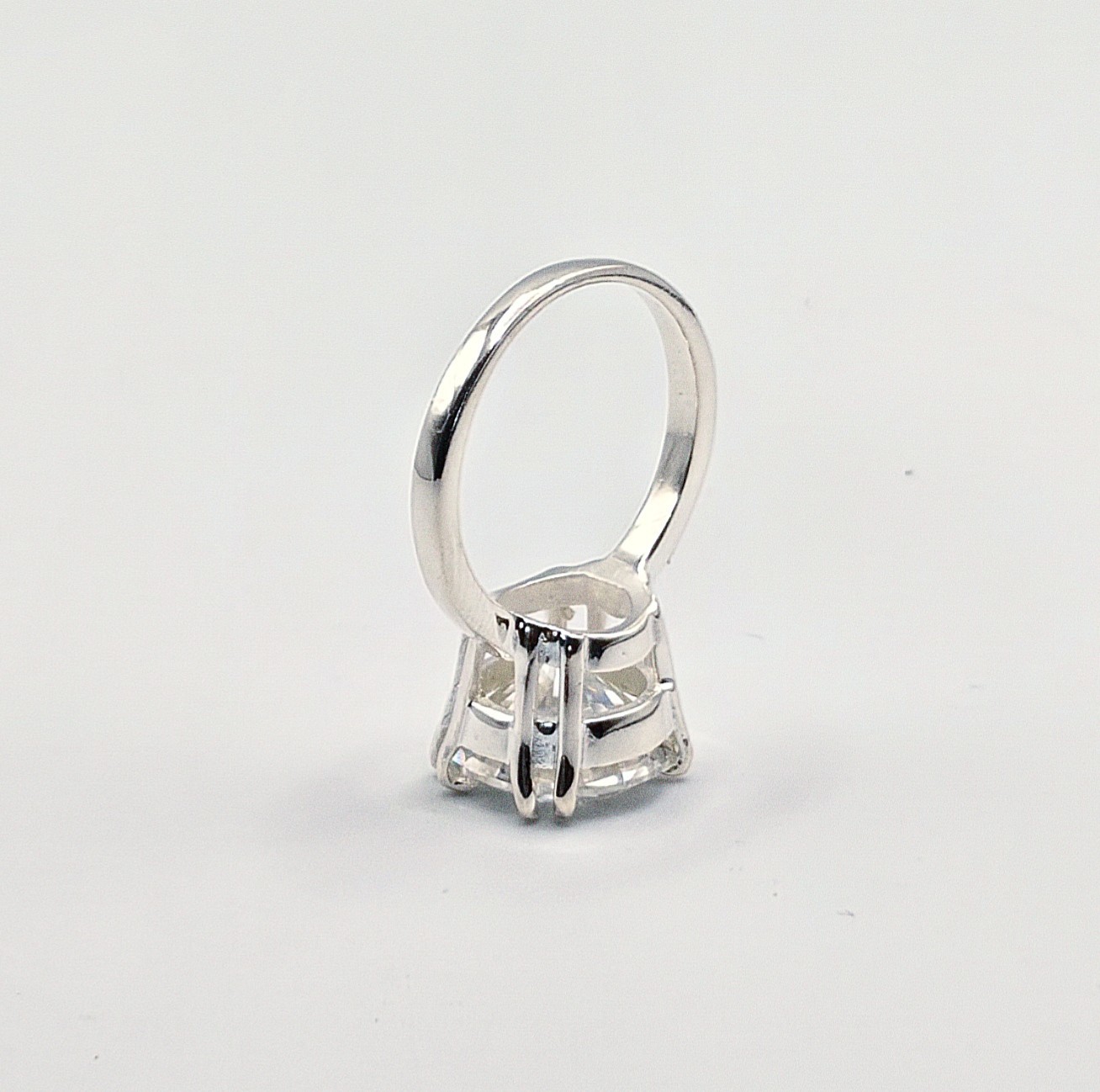 6.0 ct certified treated white diamond ring in 925 silver for women