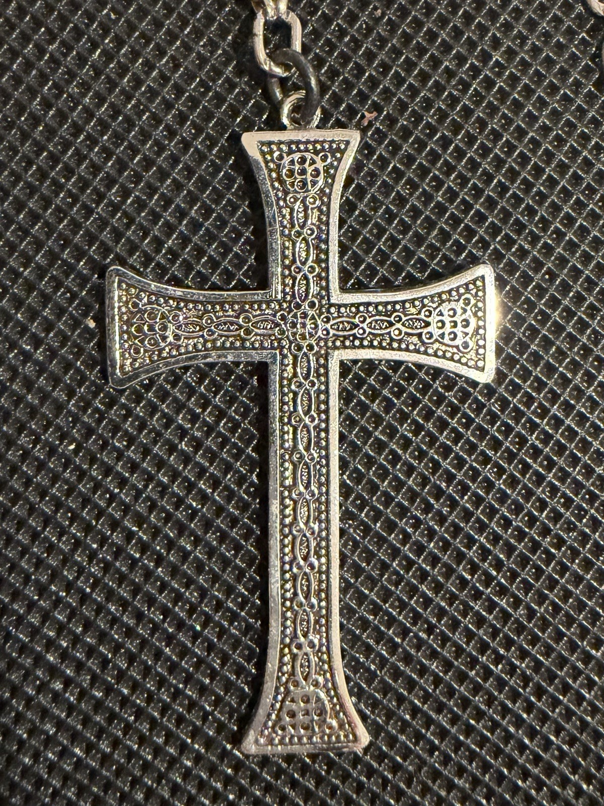 Silver Tone Stainless Steel Cross Necklace Detailed Pendant 26″ Chain W.E.H. S.S