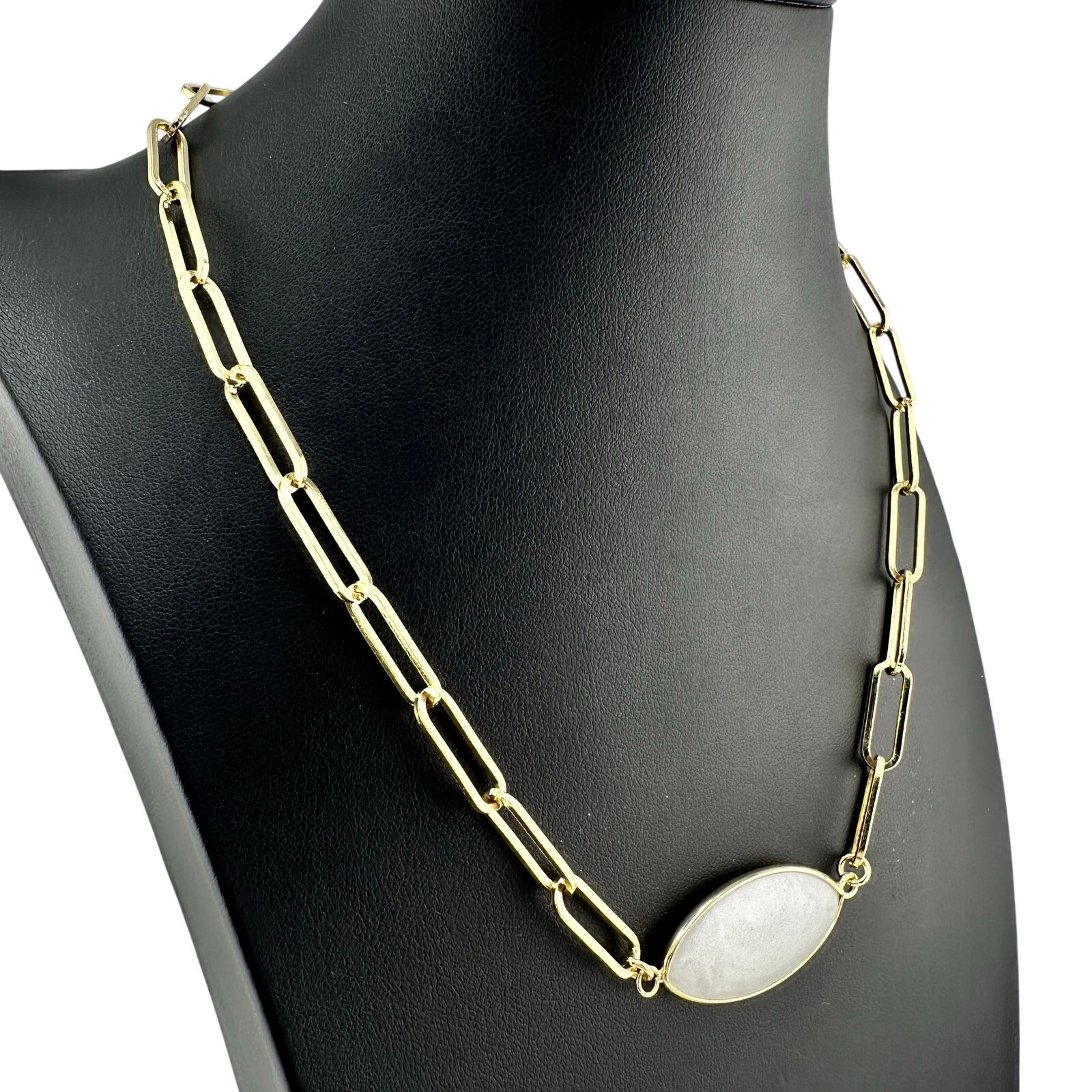 Ann Taylor Loft Factory White Shimmer Oblong Pendant Gold Tone 18″ Necklace
