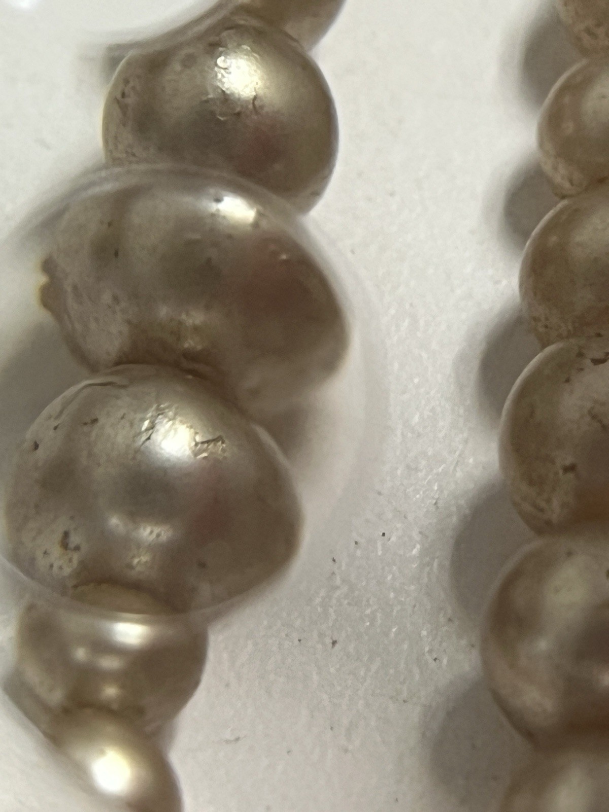 Vintage Cream faux Pearl Beaded Necklace Round w/Box Clasp
