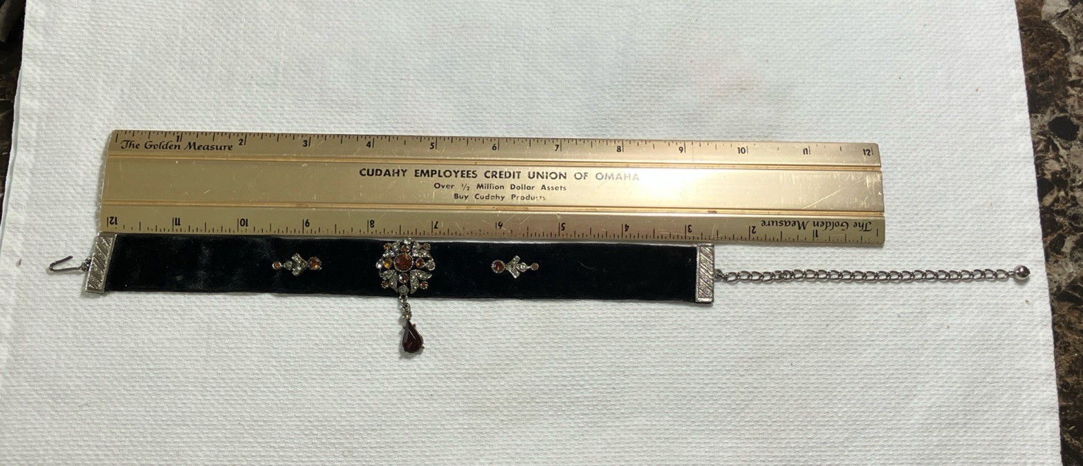 Arthur Pepper Signed ART Choker Necklace Black Velvet with Gun Metal Accents