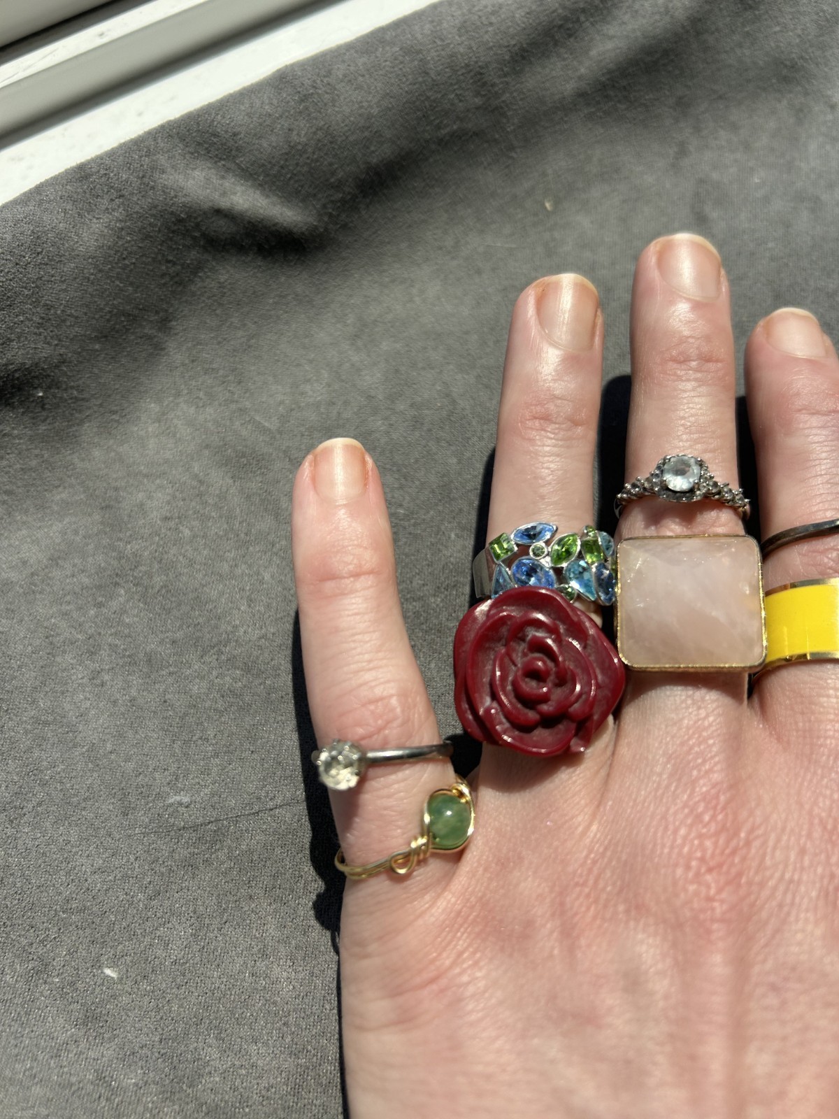 Lot of fashion rings costume jewelry various sizes