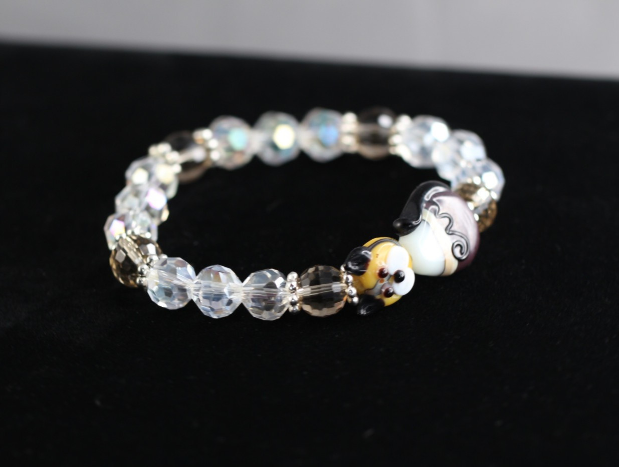 Brown Cat Lampwork Bead Bracelet 7″ Elastic Glass Beads faceted Crystals Kitten