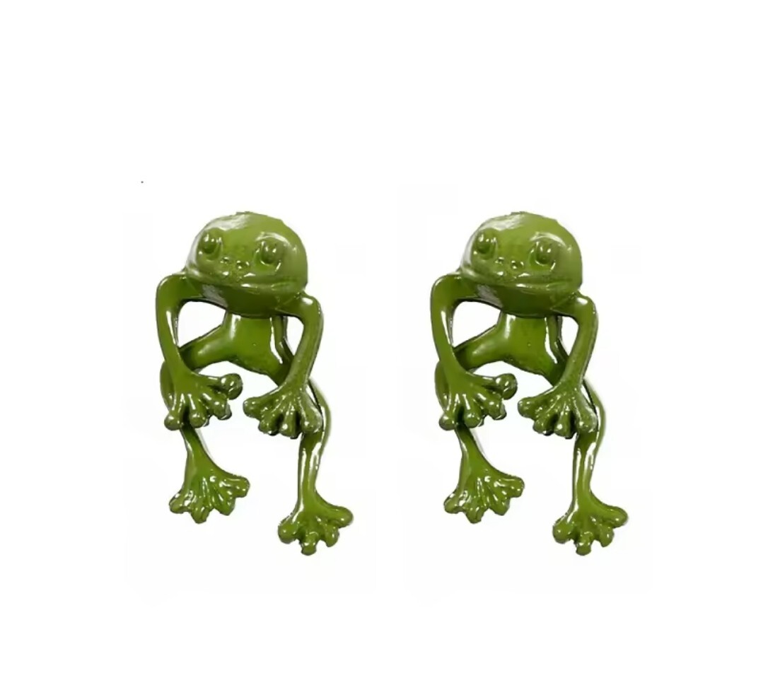 Women’s Fashion Jewelry Frog Earrings 2 pc Green Color Earring 16-2