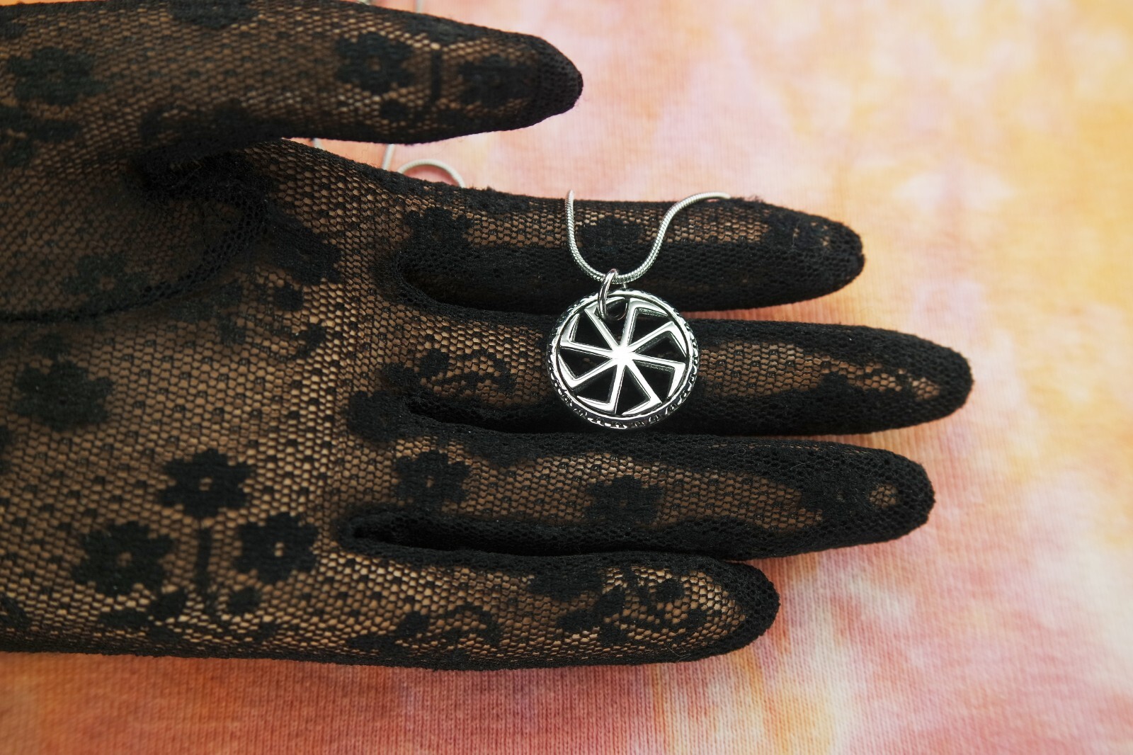 Small Kolovrat Necklace, Rodnovery Slavic Native Faith Waterproof Stainless Stee