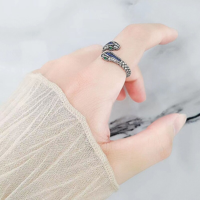 Vintage Punk Ring Irregular Adjustable Snake Ring Universal Size