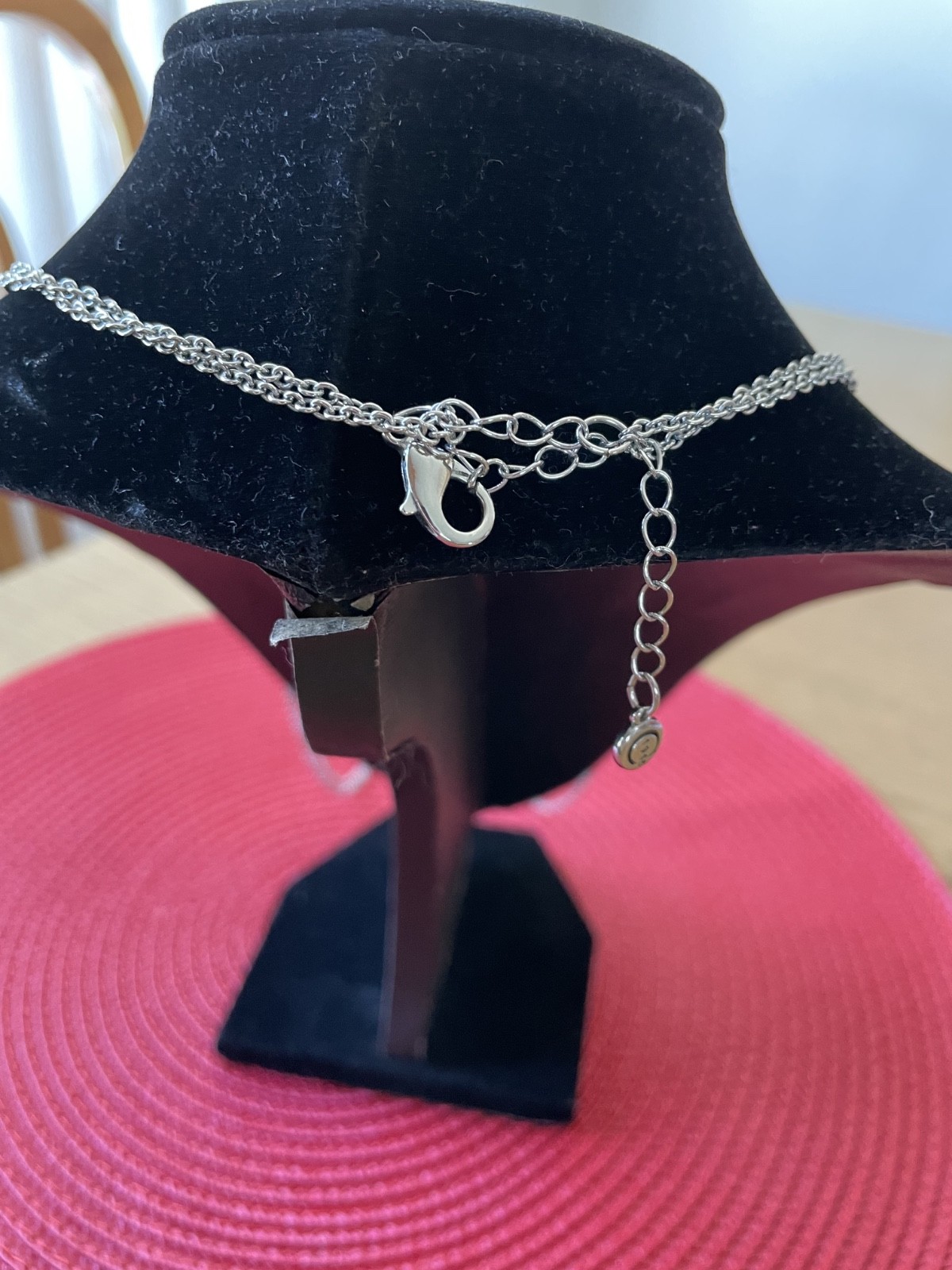 C1946 Acrylic Filigree Heart Pendant on Silvertone 32-34″ Chain Necklace
