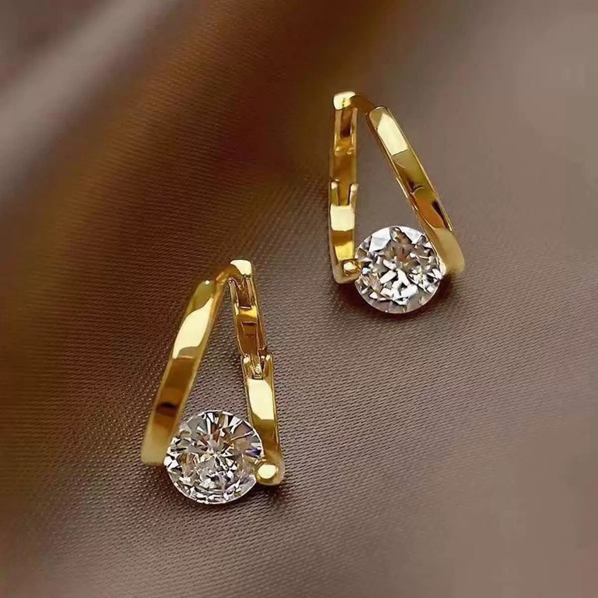 18K Gold Plated CZ Huggie Hoop Earrings Dainty Geometric Drop Hoop Earrings A40