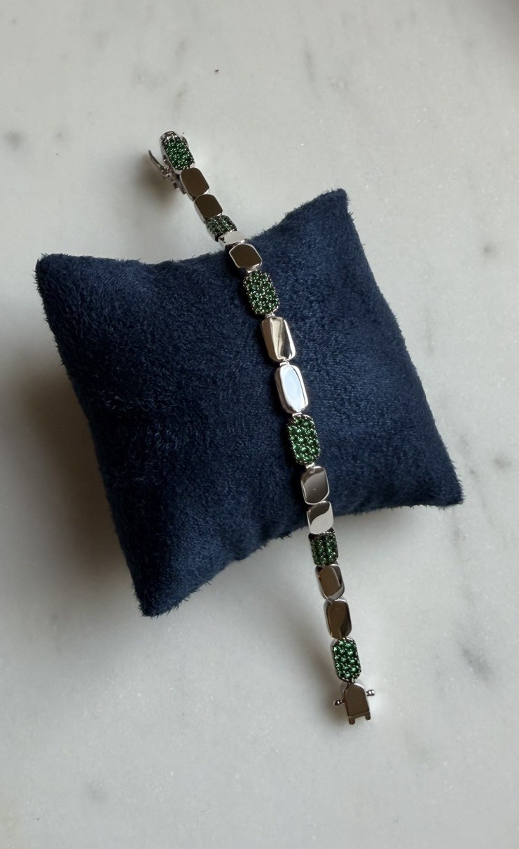 Apm Monaco Yacht Club Dainty Silver Bracelet Sz S Green Crystals $197 NEW