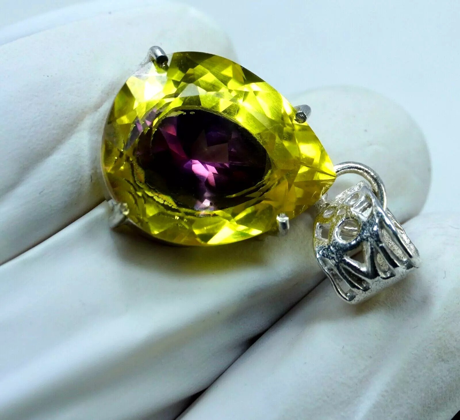Pear Cut Natural 34.52 Ct Bi-Color FL Pitambari Sapphire 925 Silver Pendant Gem